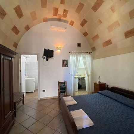 Masseria Montanari Carpignano Salentino Exterior foto