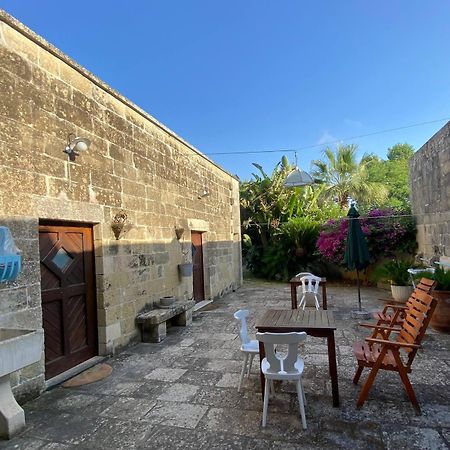 Masseria Montanari Carpignano Salentino Exterior foto