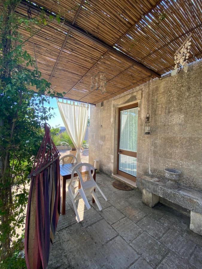Masseria Montanari Carpignano Salentino Exterior foto