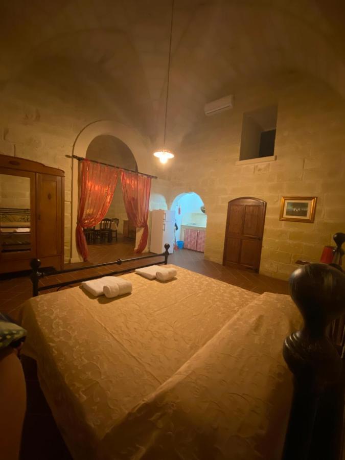 Masseria Montanari Carpignano Salentino Exterior foto