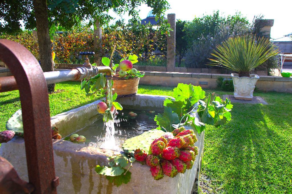 Masseria Montanari Carpignano Salentino Habitación foto